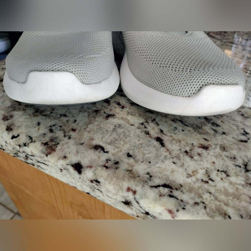 Kizik Women's Athens Hands Free Sneakers Size 8 - Picture 11 of 11